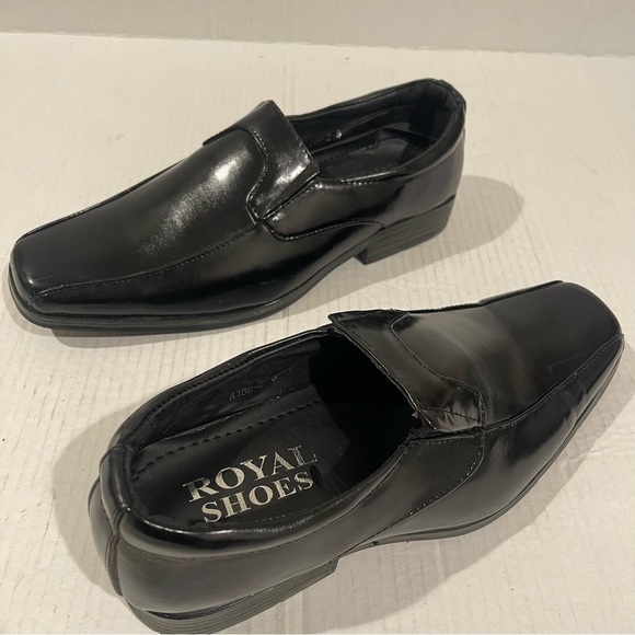 Men’s Royal Shoes Black Faux Leather Slip On Oxford Dress Shoes Size 8 US! - Picture 12 of 12